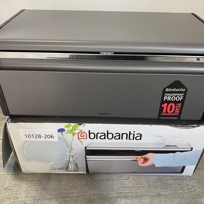 Mark Discipline Toestand Brabantia broodtrommel met klepdeksel - Dé online Veilingsite • RPA Auctions